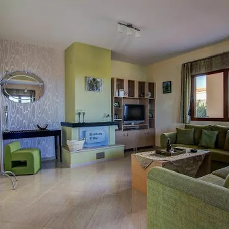 Helidonia Villas * Пиги