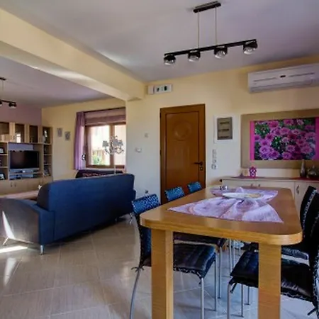 Helidonia Villas Вилла