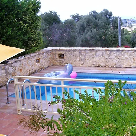Helidonia Villas Пиги