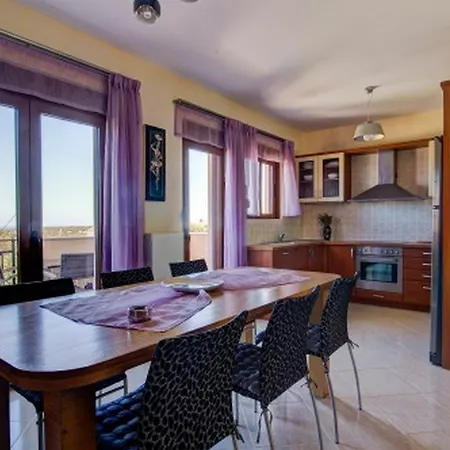 Helidonia Villas Вилла Пиги
